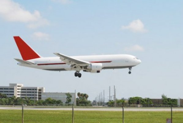 Milioane de lei pentru servicii de transport aerian
